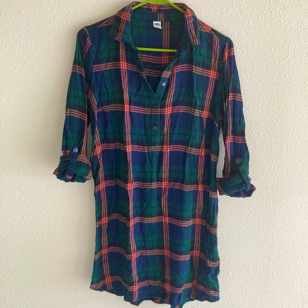 Flannel like dress with rolled sleeves
